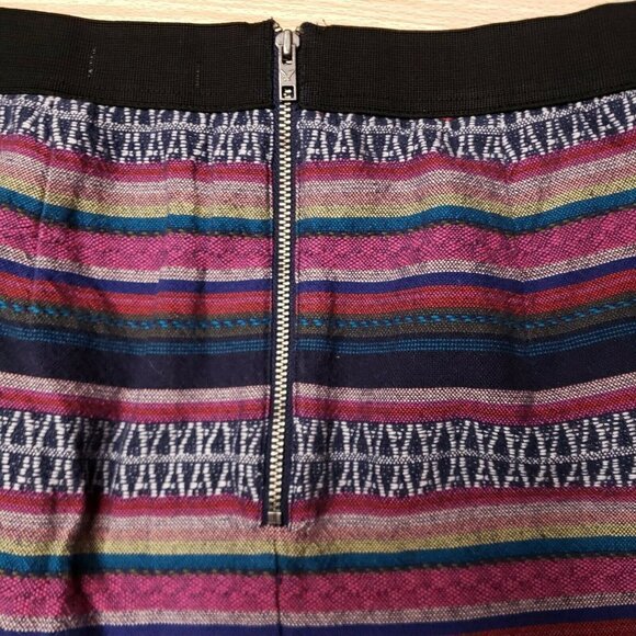 American Eagle Women's Aztec Print Mini Skirt 6 - Picture 4 of 6